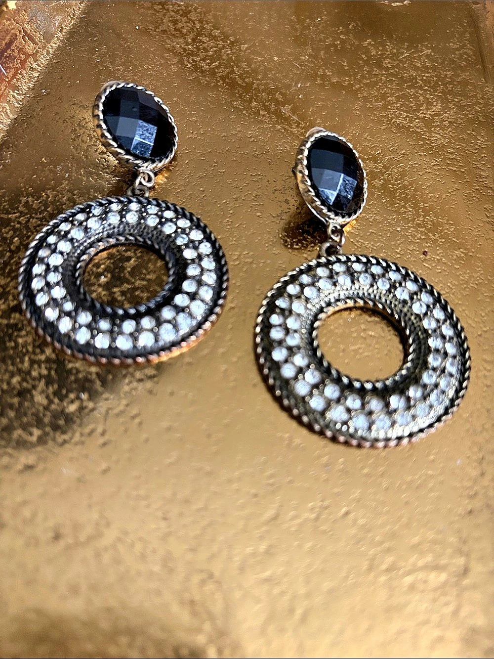 Vintage-Style Black & Silver Rhinestone Dangling Earrings
